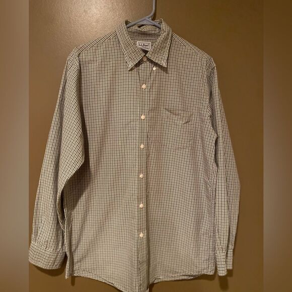 LL Bean Plaid Long Sleeve Button Down Dressy Shirt Size Medium - Picture 2 of 8